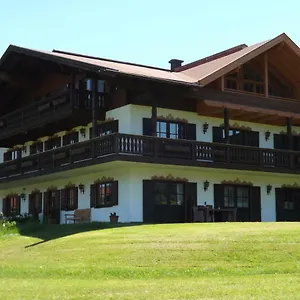 Dreigiebel Im Haus Lohrey Reit im Winkl